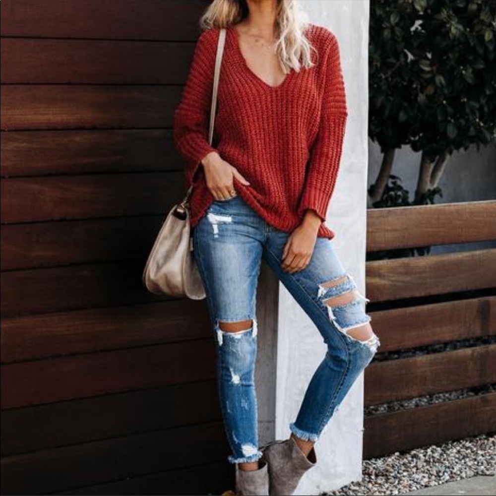 Handmade patch pocket V-neck oversized sweater